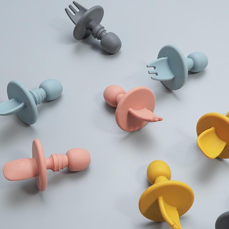 CuttieSpoon™ | Cuillère et fourchette pour bébé | Maman - Petitmondemagik.com